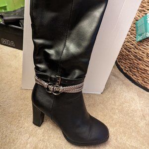 Womens tall black heeled boot, size 9